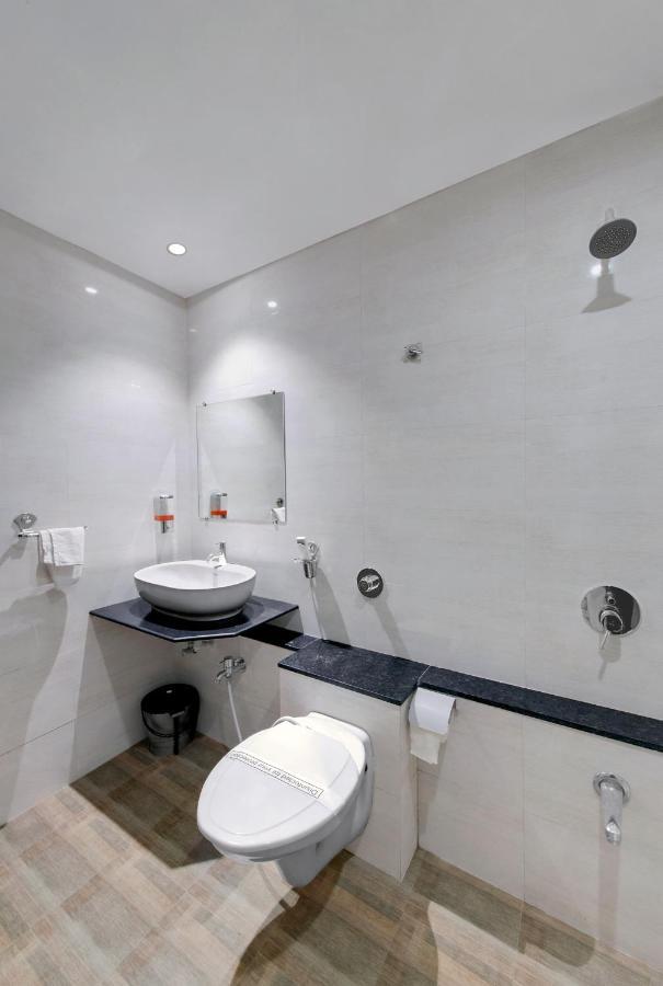 Hotel Shital Inn Amhedabad Dış mekan fotoğraf